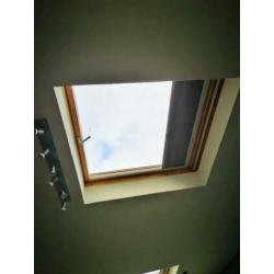 Nieuw rolgordijn (in verpakking) voor Velux dakraam (type U08 GPL)