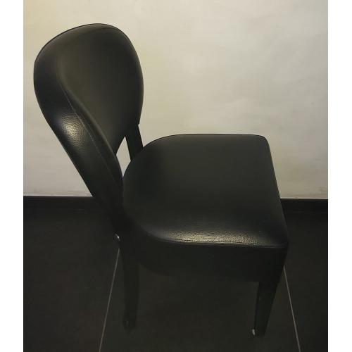 4 leren stoelen