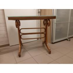 Authentieke café tafel