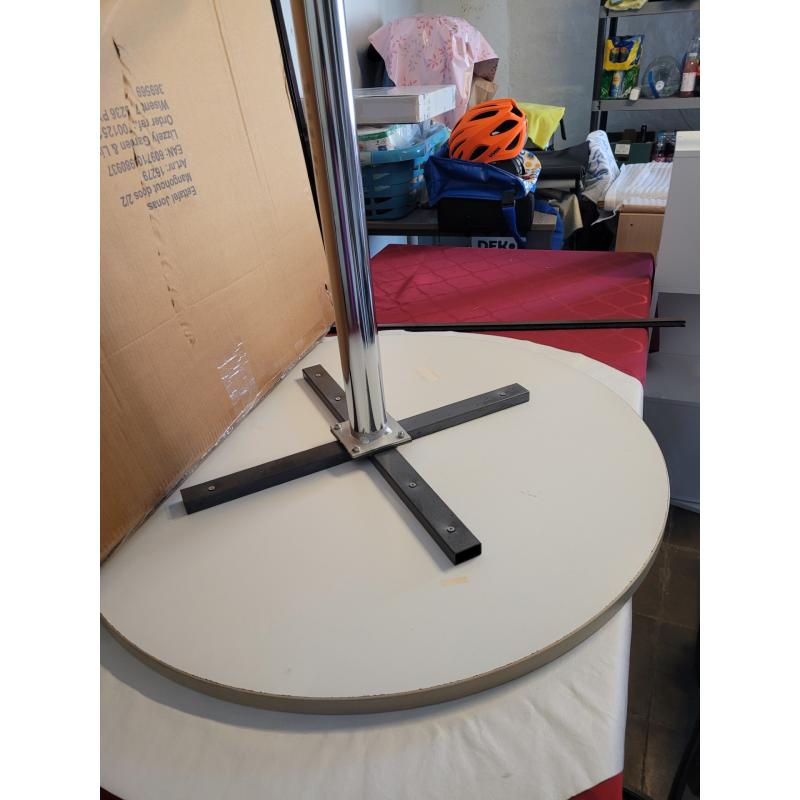 ONTBIJTTAFEL VOOR STUDENYENKAMER