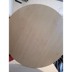 ONTBIJTTAFEL VOOR STUDENYENKAMER