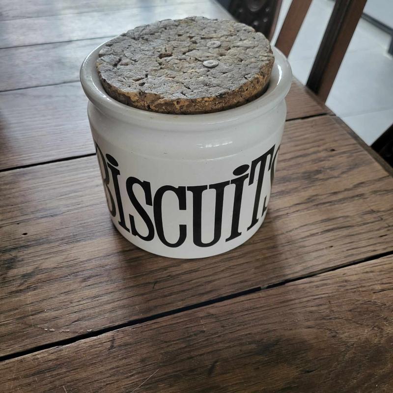 Vintage cooky jar