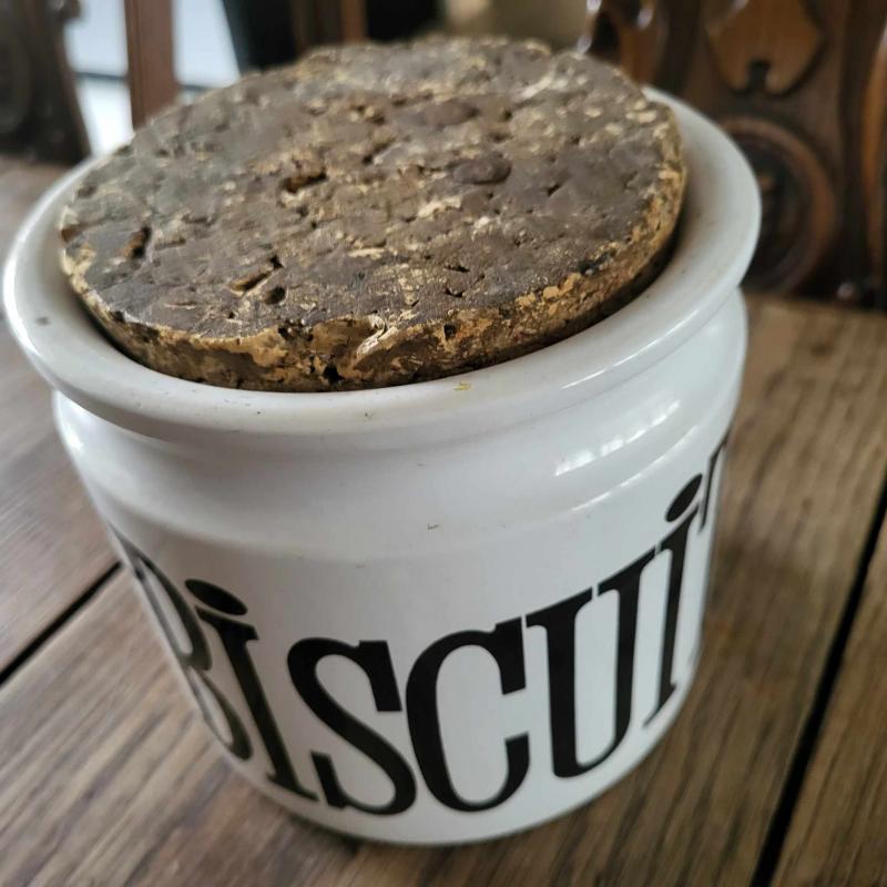 Vintage cooky jar