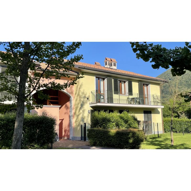 Vakantie appartement te huur aan het meer van Lugano, Italië. Prijs vanaf